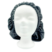 Chapeau en satin imprimé blanc et - réversible noir