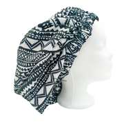 Chapeau en satin imprimé blanc et - réversible noir