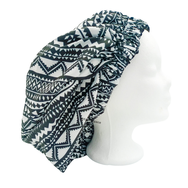 Chapeau en satin imprimé blanc et - réversible noir